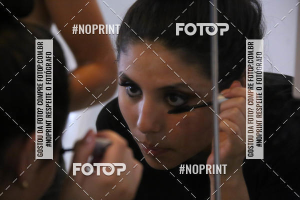 Buy your photos of the eventFORMATURA LILIAN GUMIEIRO on Fotop