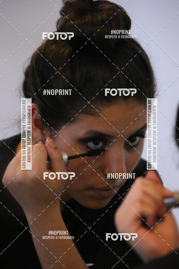 Buy your photos of the eventFORMATURA LILIAN GUMIEIRO on Fotop
