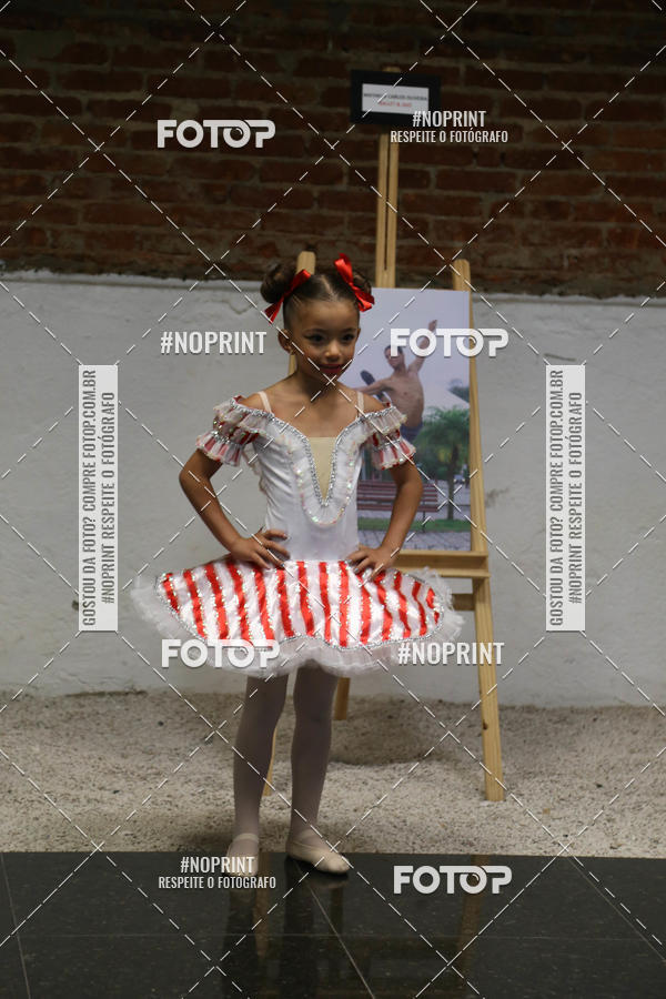 Buy your photos of the eventFORMATURA LILIAN GUMIEIRO on Fotop