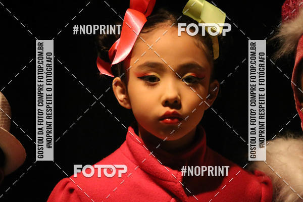 Buy your photos of the eventFORMATURA LILIAN GUMIEIRO on Fotop