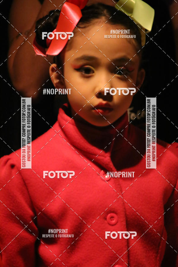 Buy your photos of the eventFORMATURA LILIAN GUMIEIRO on Fotop