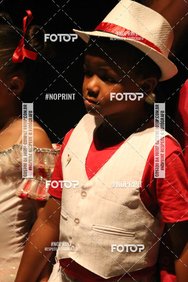 Buy your photos of the eventFORMATURA LILIAN GUMIEIRO on Fotop