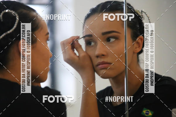 Buy your photos of the eventFORMATURA LILIAN GUMIEIRO on Fotop