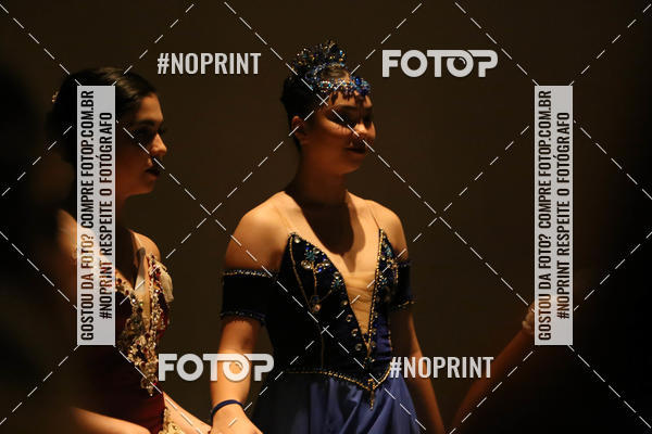Buy your photos of the eventFORMATURA LILIAN GUMIEIRO on Fotop