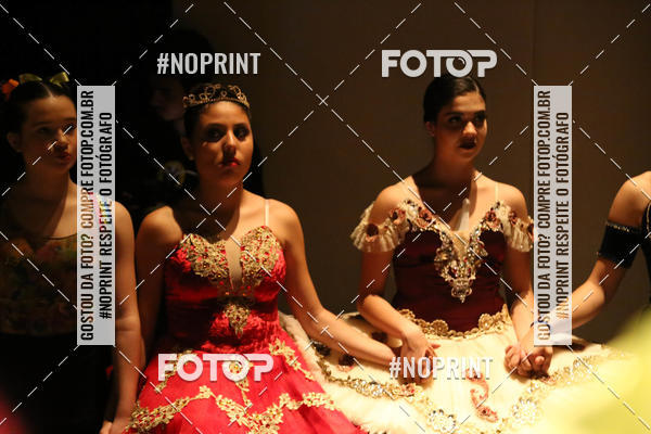Buy your photos of the eventFORMATURA LILIAN GUMIEIRO on Fotop