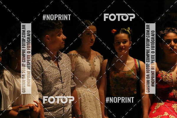 Buy your photos of the eventFORMATURA LILIAN GUMIEIRO on Fotop
