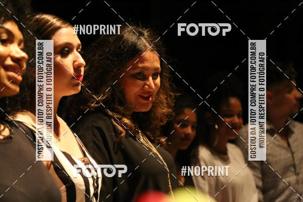 Buy your photos of the eventFORMATURA LILIAN GUMIEIRO on Fotop