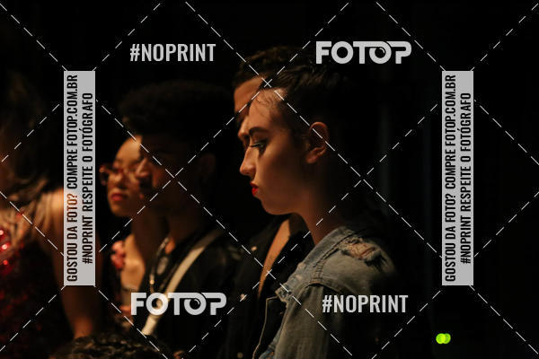 Buy your photos of the eventFORMATURA LILIAN GUMIEIRO on Fotop