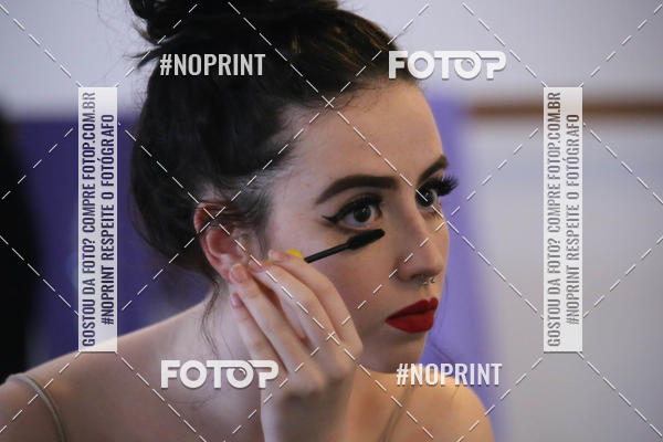 Buy your photos of the eventFORMATURA LILIAN GUMIEIRO on Fotop