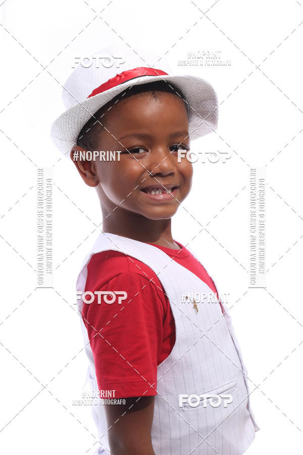 Buy your photos of the eventFORMATURA LILIAN GUMIEIRO on Fotop
