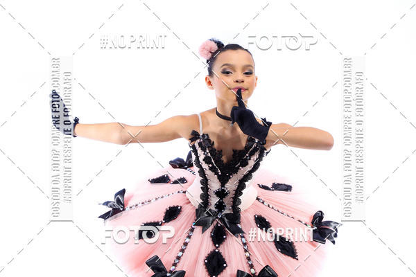 Buy your photos of the eventFORMATURA LILIAN GUMIEIRO on Fotop