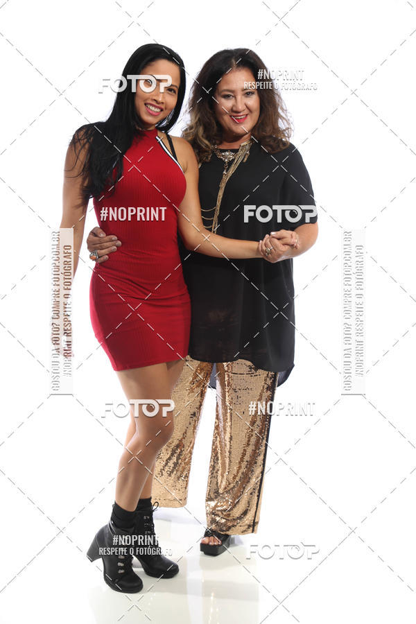 Buy your photos of the eventFORMATURA LILIAN GUMIEIRO on Fotop