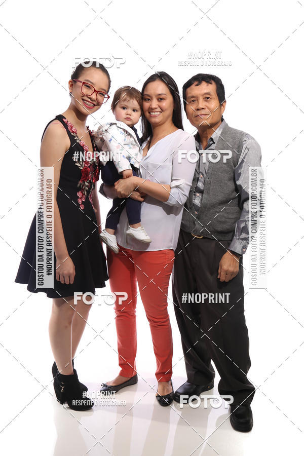 Buy your photos of the eventFORMATURA LILIAN GUMIEIRO on Fotop