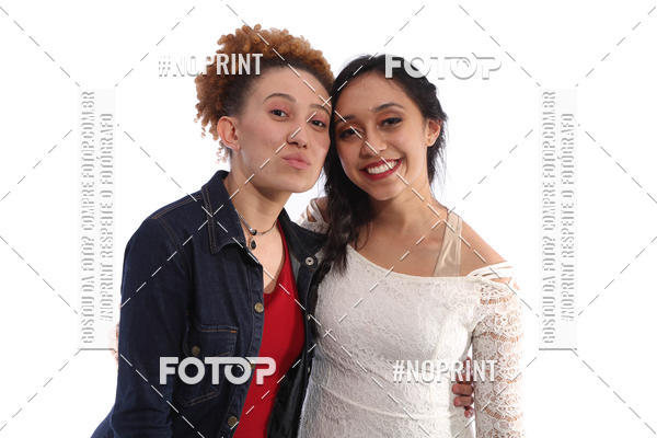 Buy your photos of the eventFORMATURA LILIAN GUMIEIRO on Fotop