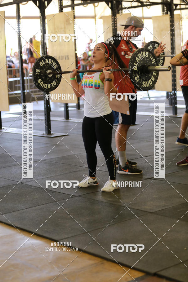 Achetez vos photos de l'vnementExtreme Games - Crossfit sur Fotop