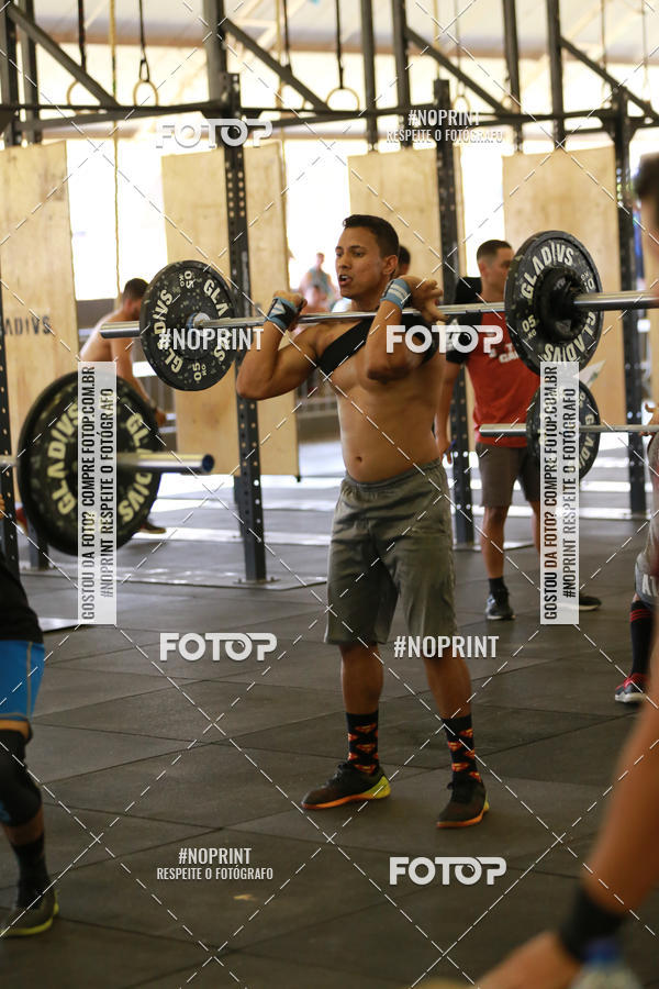 Achetez vos photos de l'vnementExtreme Games - Crossfit sur Fotop