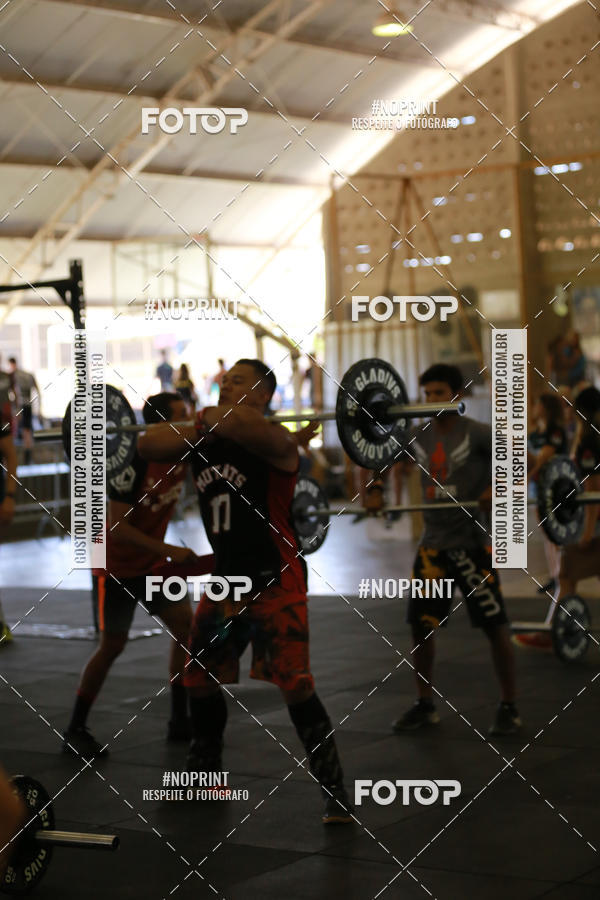 Achetez vos photos de l'vnementExtreme Games - Crossfit sur Fotop