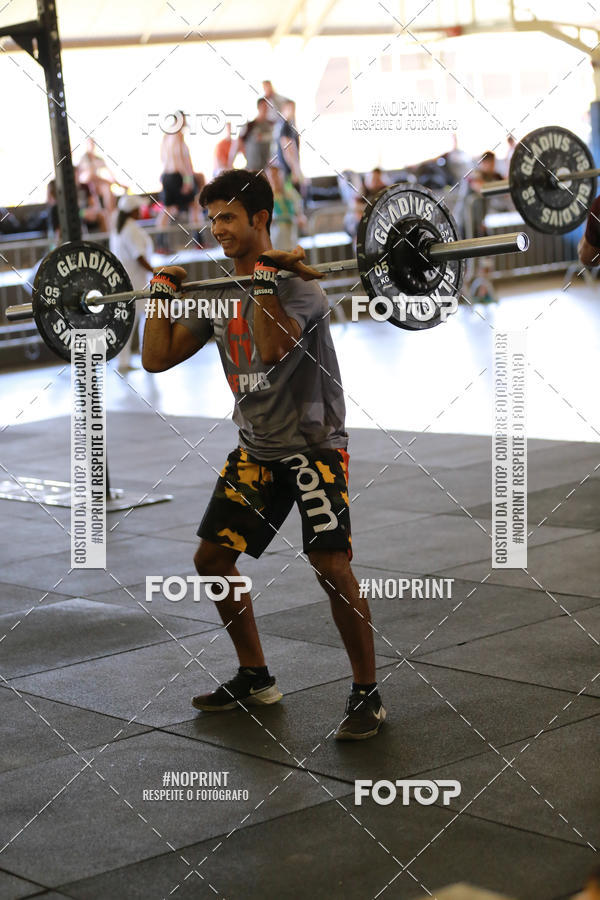 Achetez vos photos de l'vnementExtreme Games - Crossfit sur Fotop