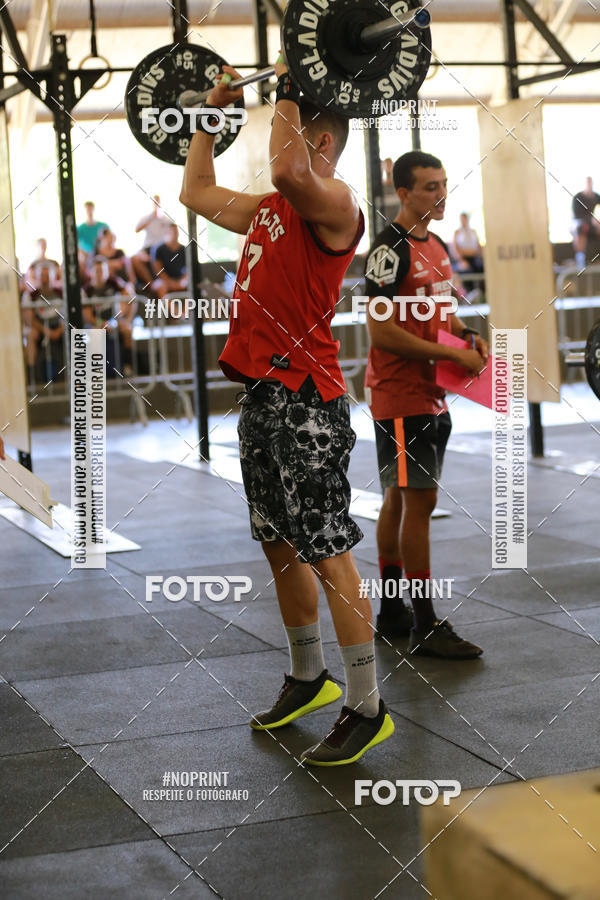 Achetez vos photos de l'vnementExtreme Games - Crossfit sur Fotop