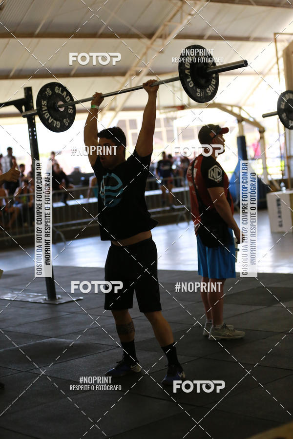 Achetez vos photos de l'vnementExtreme Games - Crossfit sur Fotop