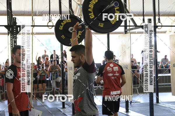 Achetez vos photos de l'vnementExtreme Games - Crossfit sur Fotop
