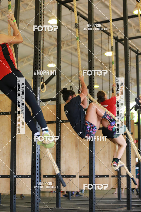 Achetez vos photos de l'vnementExtreme Games - Crossfit sur Fotop