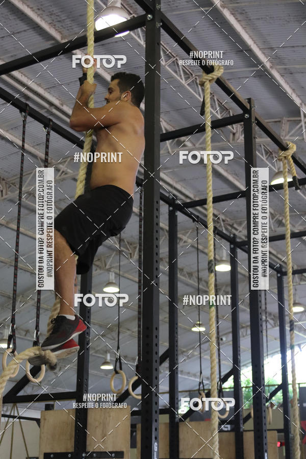Achetez vos photos de l'vnementExtreme Games - Crossfit sur Fotop
