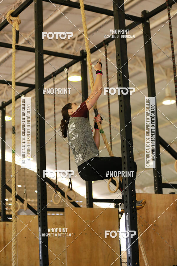 Achetez vos photos de l'vnementExtreme Games - Crossfit sur Fotop