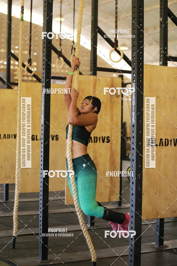 Achetez vos photos de l'vnementExtreme Games - Crossfit sur Fotop