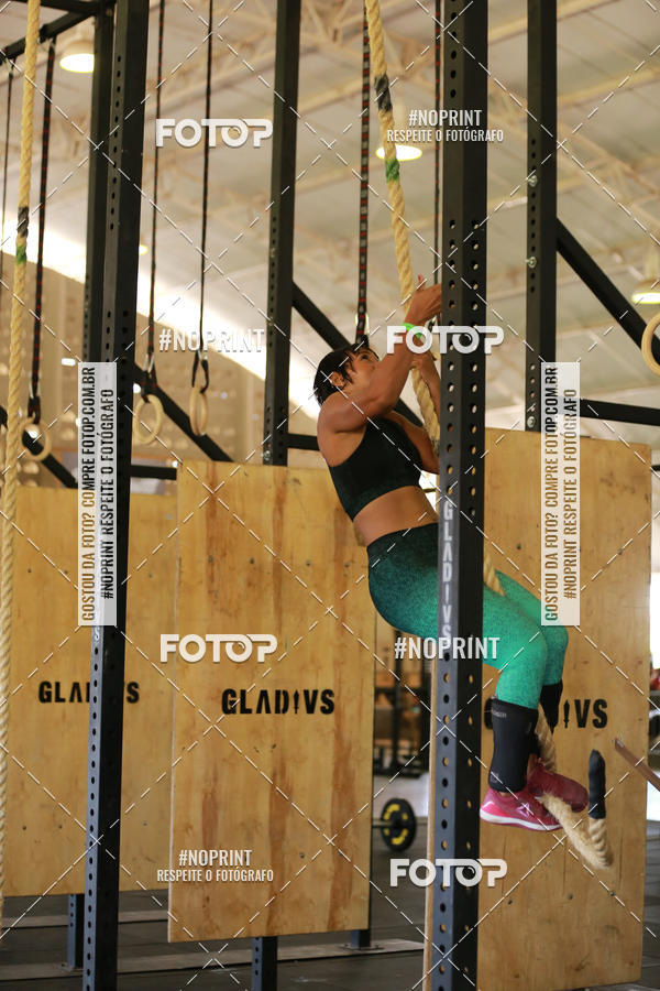 Achetez vos photos de l'vnementExtreme Games - Crossfit sur Fotop