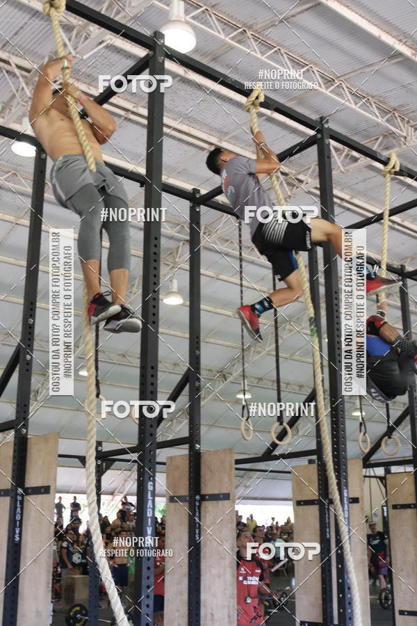 Achetez vos photos de l'vnementExtreme Games - Crossfit sur Fotop