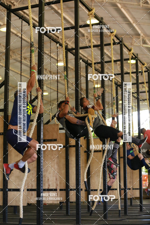 Achetez vos photos de l'vnementExtreme Games - Crossfit sur Fotop