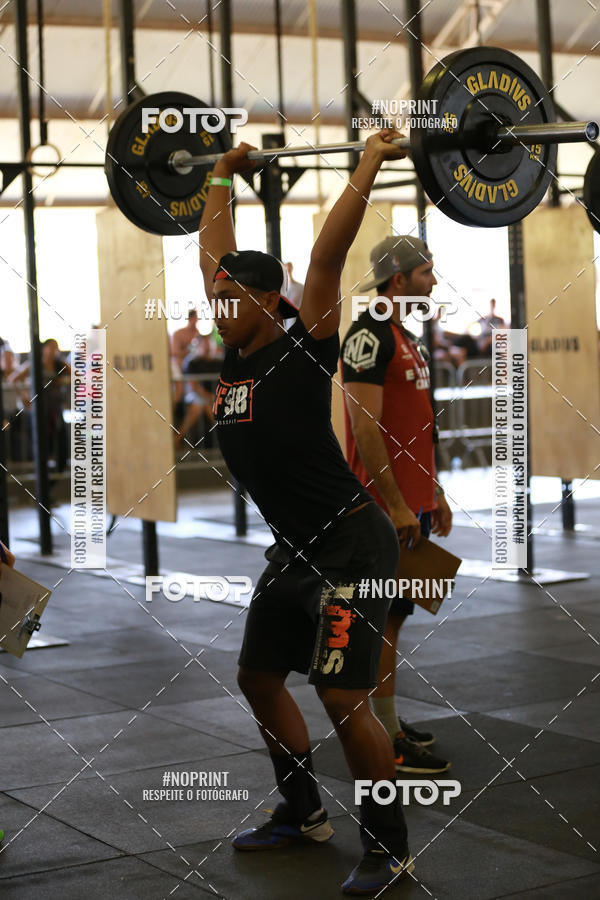 Achetez vos photos de l'vnementExtreme Games - Crossfit sur Fotop