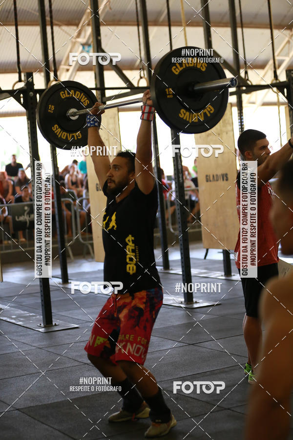 Achetez vos photos de l'vnementExtreme Games - Crossfit sur Fotop