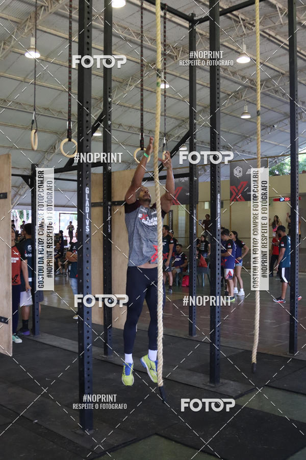 Achetez vos photos de l'vnementExtreme Games - Crossfit sur Fotop