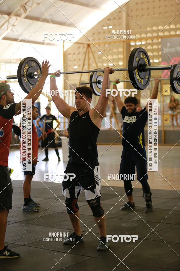 Achetez vos photos de l'vnementExtreme Games - Crossfit sur Fotop