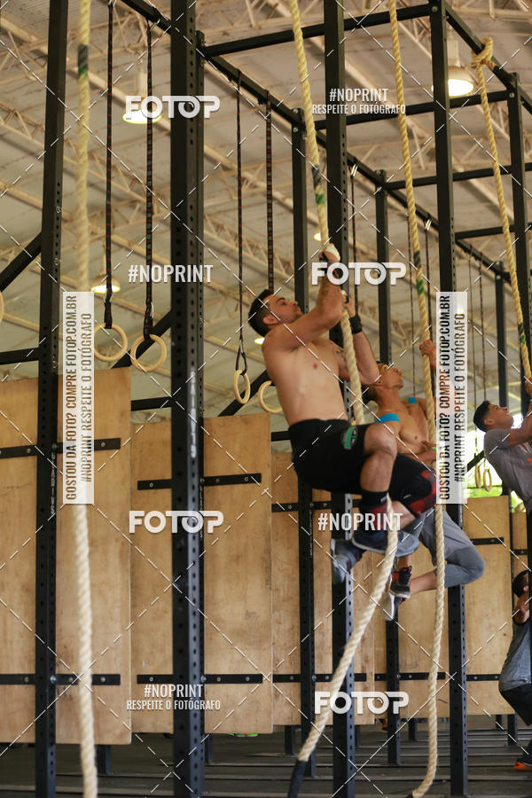 Achetez vos photos de l'vnementExtreme Games - Crossfit sur Fotop