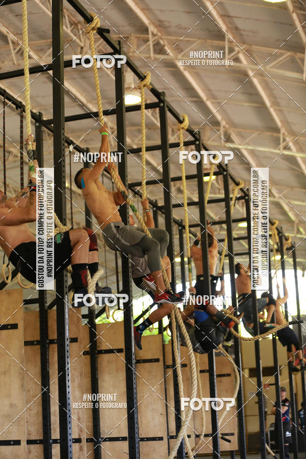 Achetez vos photos de l'vnementExtreme Games - Crossfit sur Fotop