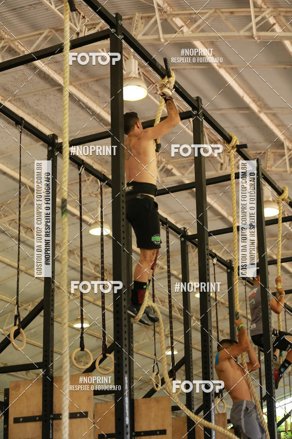 Achetez vos photos de l'vnementExtreme Games - Crossfit sur Fotop
