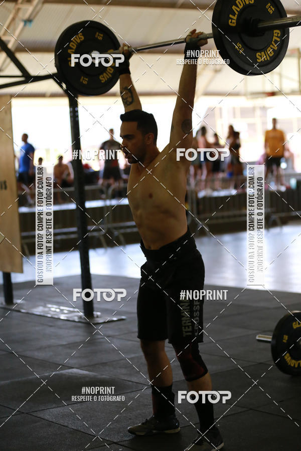 Achetez vos photos de l'vnementExtreme Games - Crossfit sur Fotop