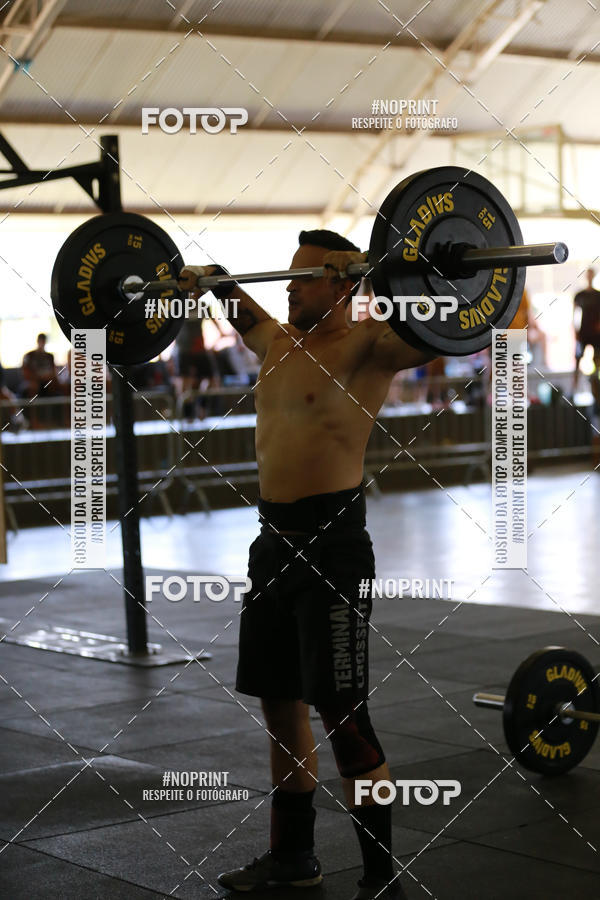 Achetez vos photos de l'vnementExtreme Games - Crossfit sur Fotop