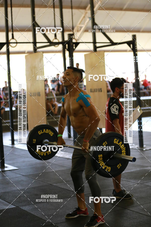 Achetez vos photos de l'vnementExtreme Games - Crossfit sur Fotop