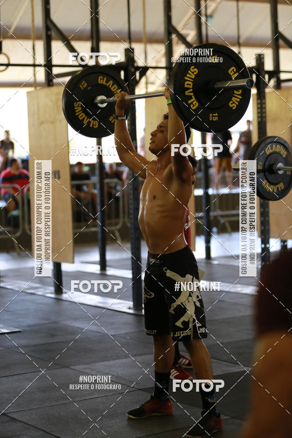 Achetez vos photos de l'vnementExtreme Games - Crossfit sur Fotop