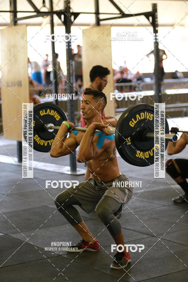 Achetez vos photos de l'vnementExtreme Games - Crossfit sur Fotop