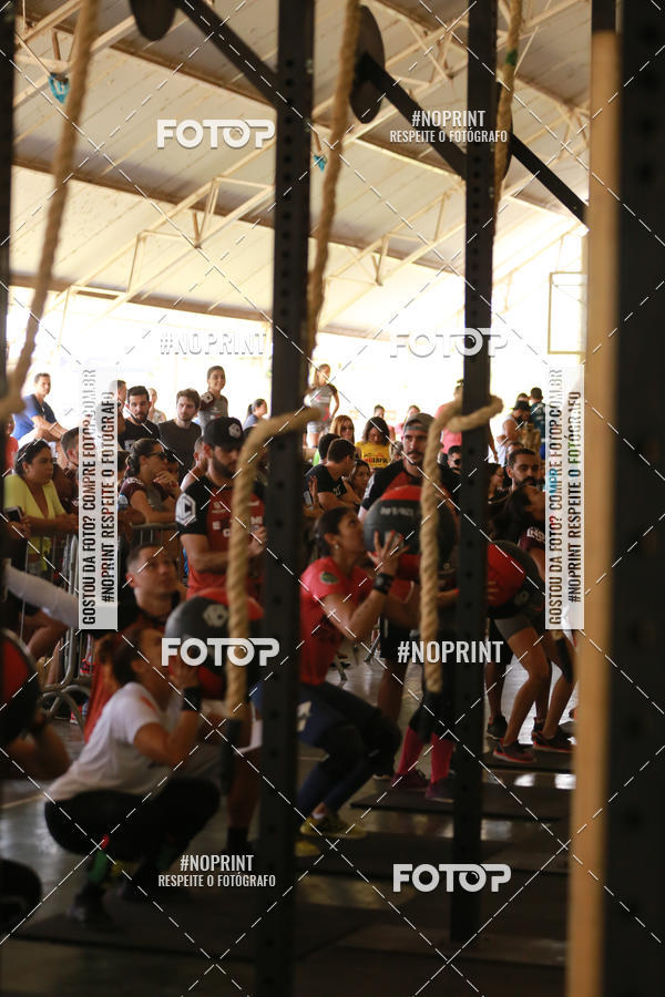 Achetez vos photos de l'vnementExtreme Games - Crossfit sur Fotop