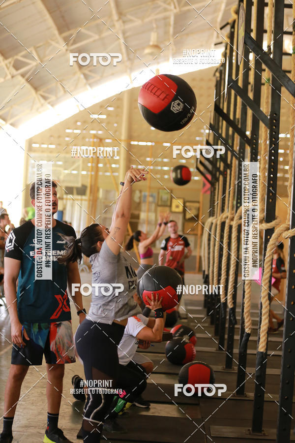 Achetez vos photos de l'vnementExtreme Games - Crossfit sur Fotop