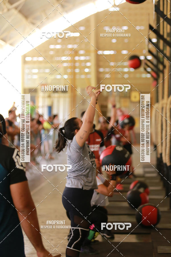 Achetez vos photos de l'vnementExtreme Games - Crossfit sur Fotop