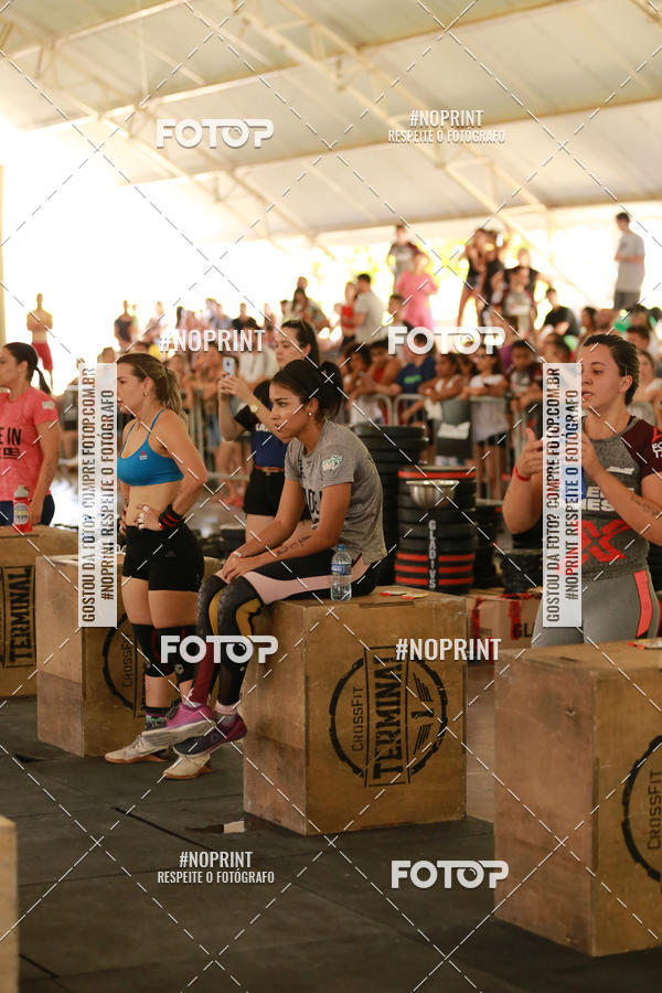 Achetez vos photos de l'vnementExtreme Games - Crossfit sur Fotop