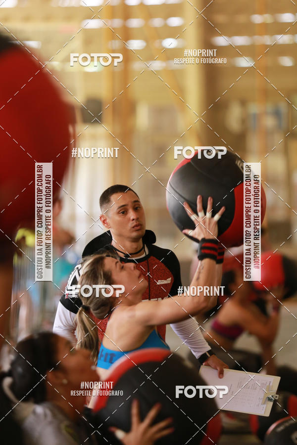 Achetez vos photos de l'vnementExtreme Games - Crossfit sur Fotop