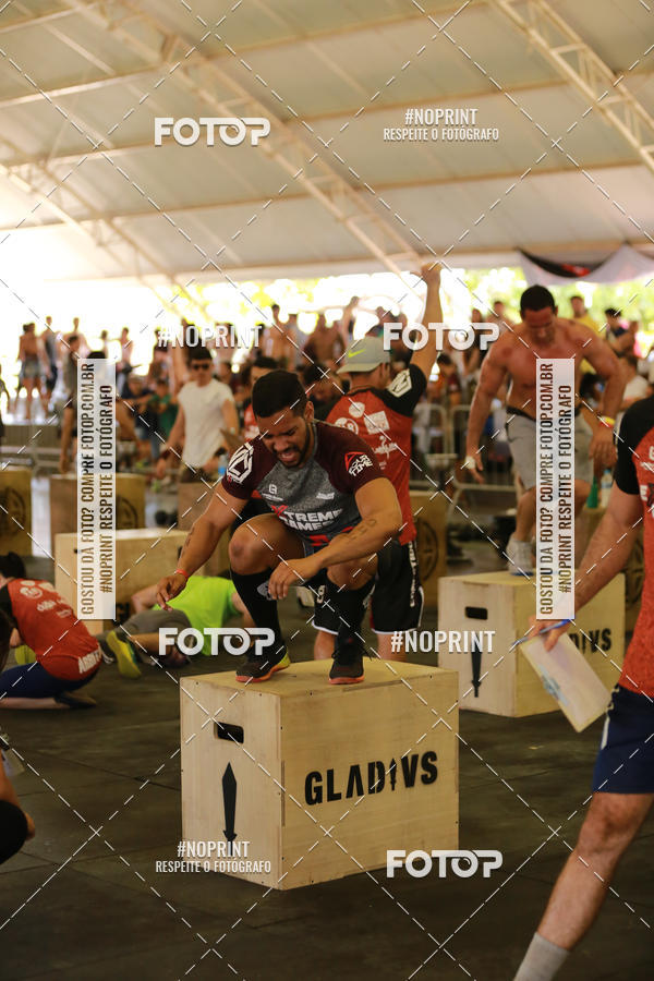 Achetez vos photos de l'vnementExtreme Games - Crossfit sur Fotop